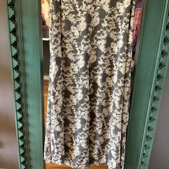 Molly Green Maxi Wide Leg Jumpsuit 🤩🥰❤️ - Picture 8 of 10